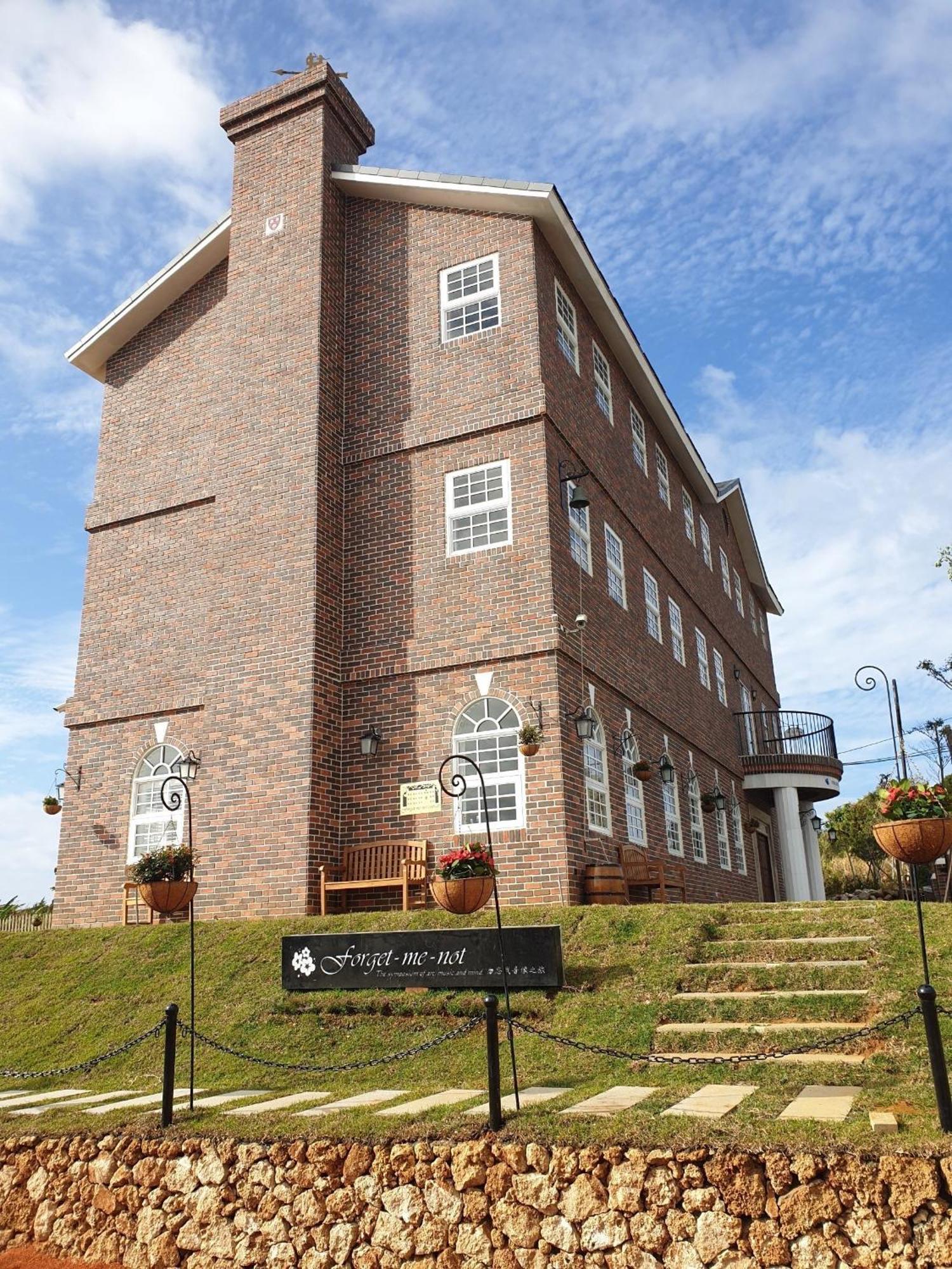 墾丁勿忘我城堡莊園 Heng-ch'un Exterior foto